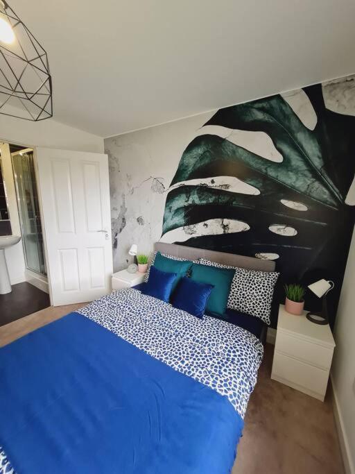 Stylish 2 Bedroom Apartment / Free Gated Parking Glasgow Eksteriør bilde