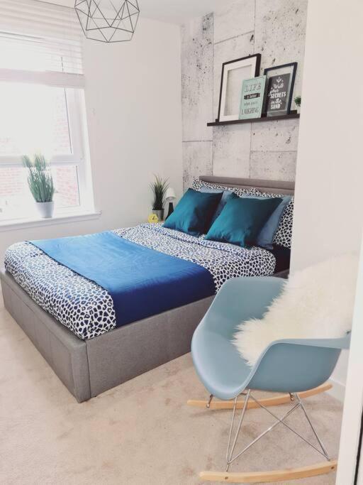 Stylish 2 Bedroom Apartment / Free Gated Parking Glasgow Eksteriør bilde
